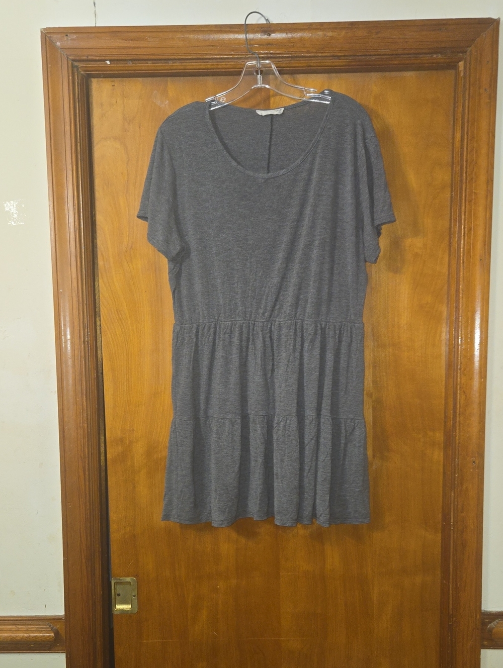 Casual Short-Sleeve Tiered Tunic Dress - Gray